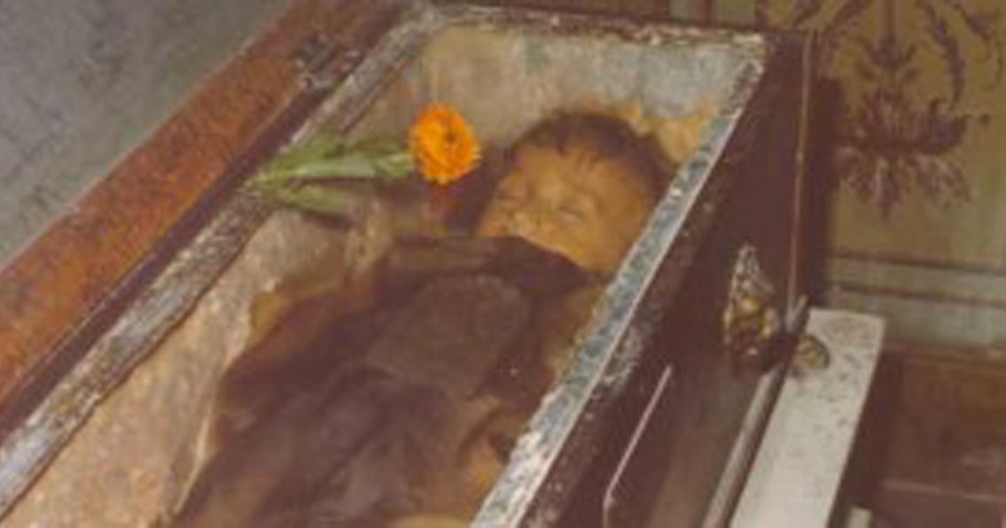The little girl has been dead for 95 years. But then she opens her eyes