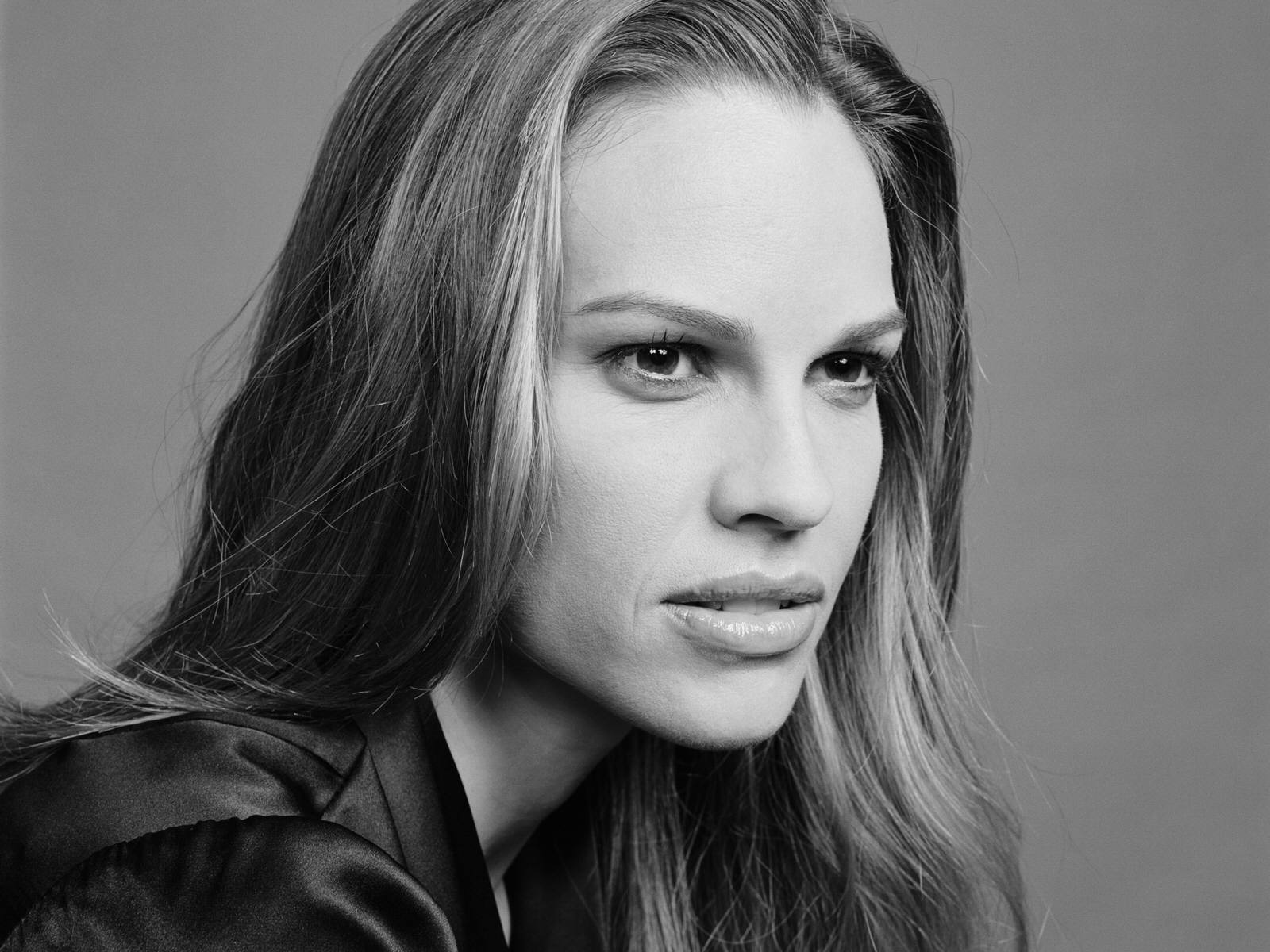 http://2.bp.blogspot.com/-onVsX0sh7GU/T51uv80DXhI/AAAAAAAABOw/KRznnwl14xo/s1600/Hilary+Swank+wallpapers+7.jpg
