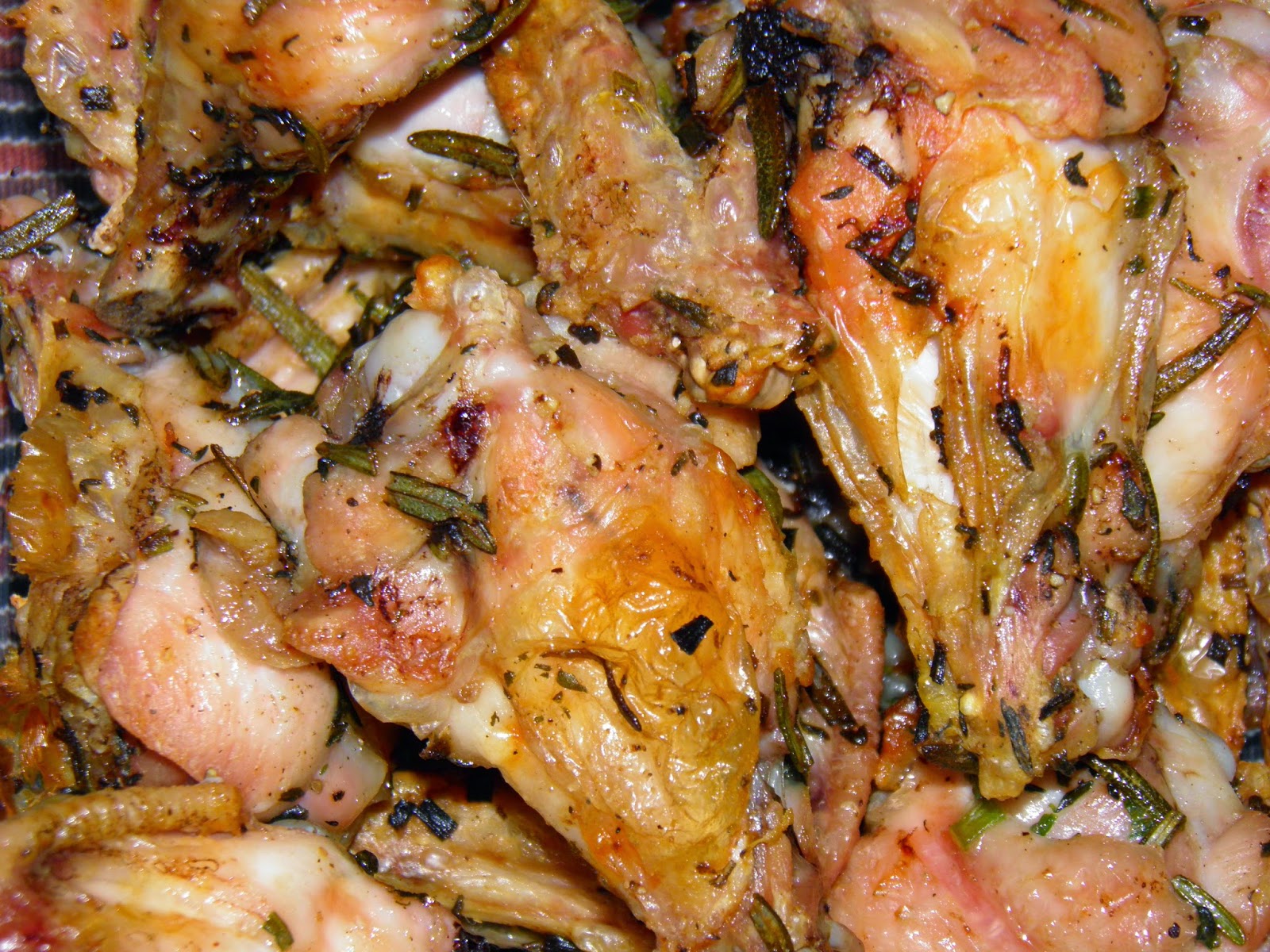 Alitas De Pollo Con Hierbas Aromáticas