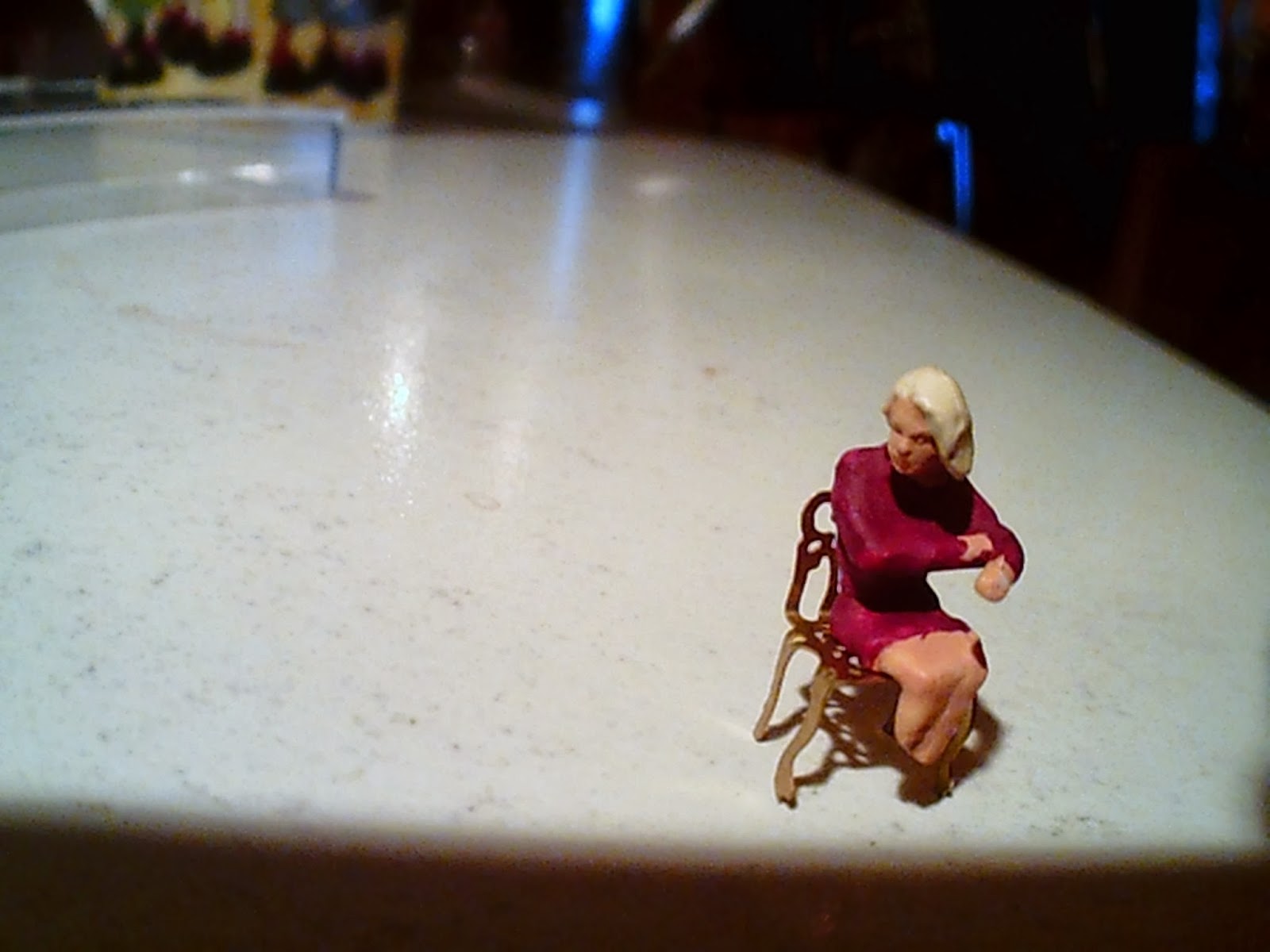 French Model Railway Preiser HO scale figures and furniture