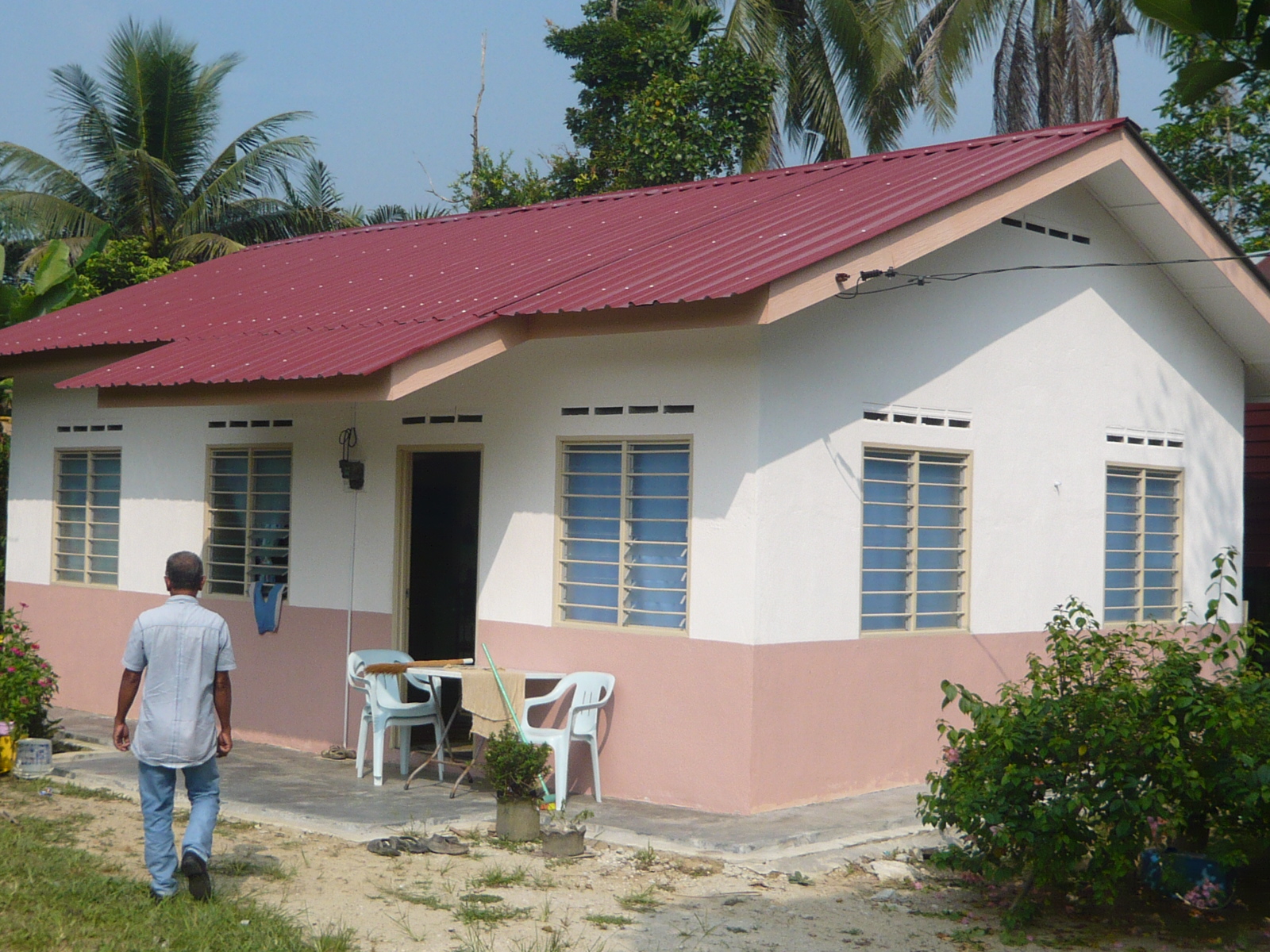 BERFIKIR.... MENCARI HAKIKAT KEBENARAN UMNO TERUS MEMPERMAINKAN RAKYAT