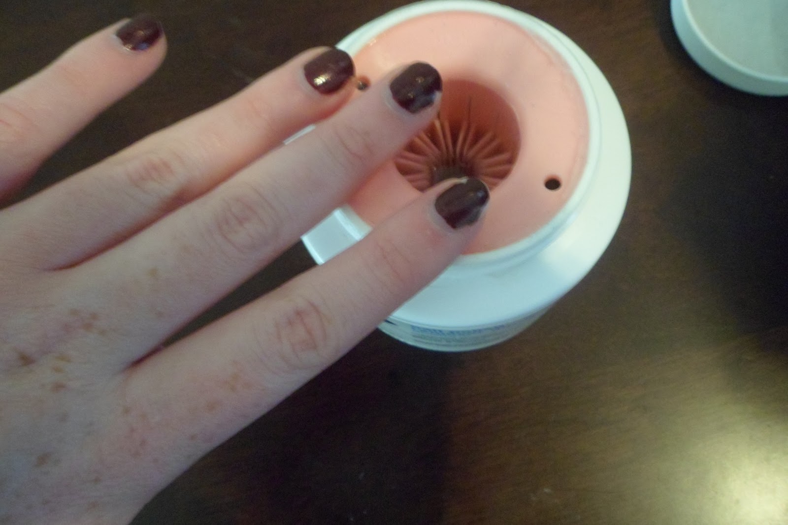 MonkeyToes and Manicures Review Up and Up Dip It Nail Polish Remover