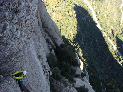 Pared del Aéreo. Montserrat. Vía Valentin-Casanovas.