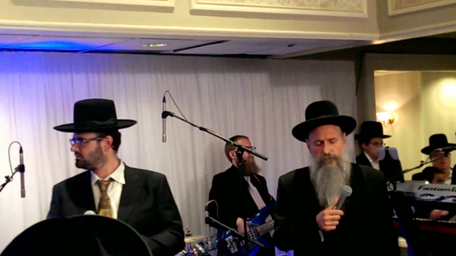 Mordechai Ben David & Yeedle Werdyger Anainu