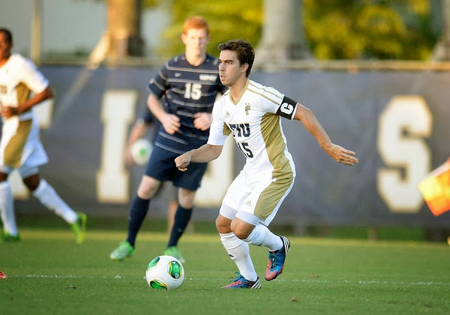 Gonzalo Frechilla con una asistencia en el triunfo de su equipo en torneo universitario de Estados Unidos