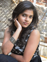 Model Bhargavi Photos at Pochampally Ikat art mela launch-cover-photo