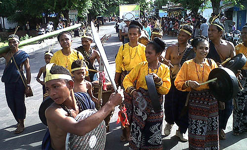52+ Gambar Alat Musik Gong Waning Paling Bagus 52+ Gambar Alat Musik Gong Waning Paling Bagus