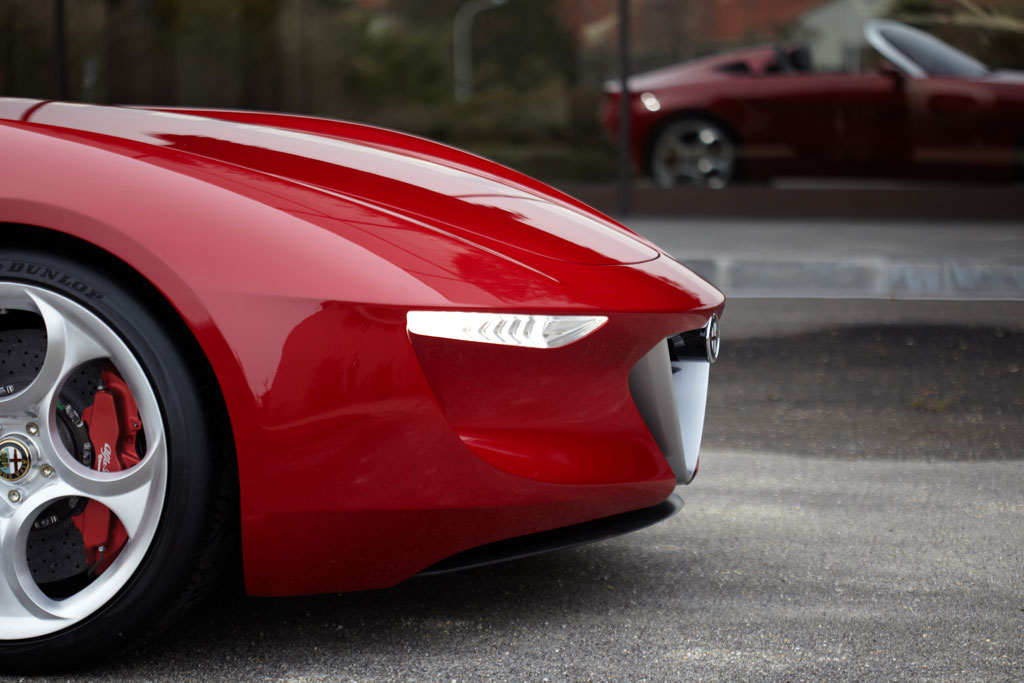 Next Generation Sports Car - Pininfarina Alfa Romeo 2uettottanta Spider
