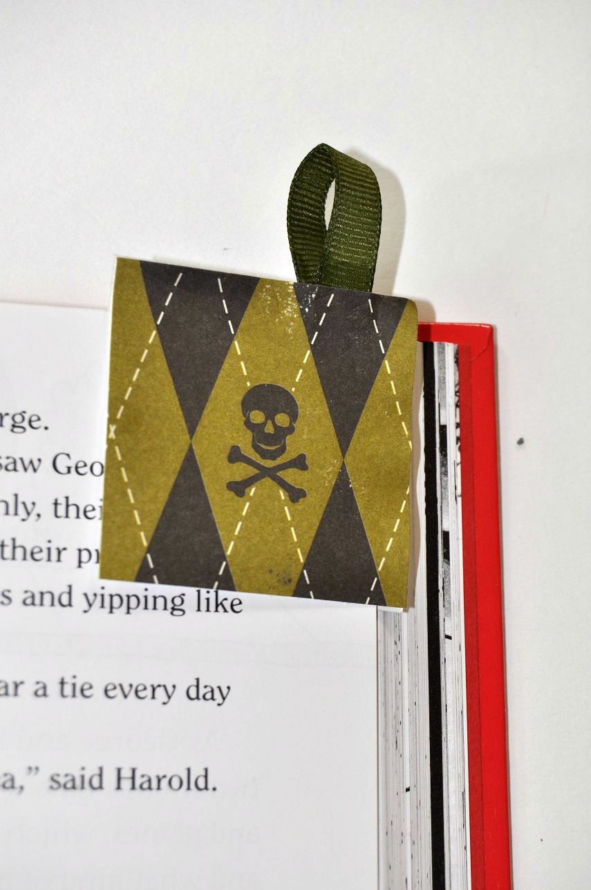 easy kids bookmarks {michaels unplugged summer challenge} Little