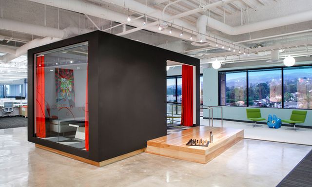 Who Wanna Job in These Awesome Office Who Wanna Job in These Awesome Office