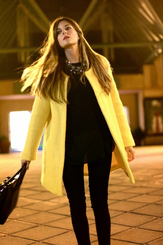 Marilyn's Closet FASHION BLOG Yellow at night