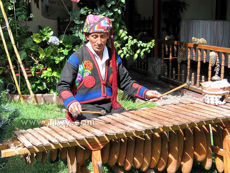 GuateSide Mas de 20 melodias en marimba de Guatemala.