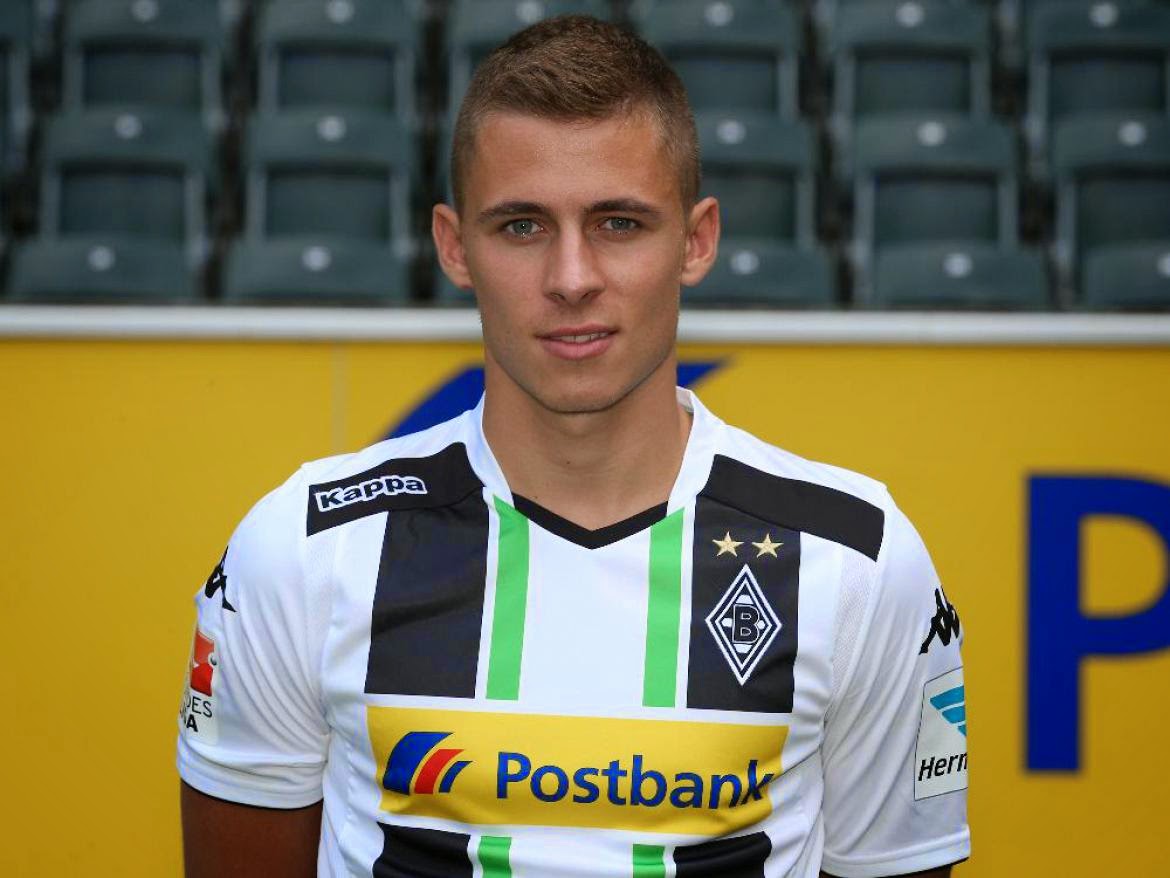 Borussia Monchengladbach sign Thorgan Hazard on permanent deal until 2020