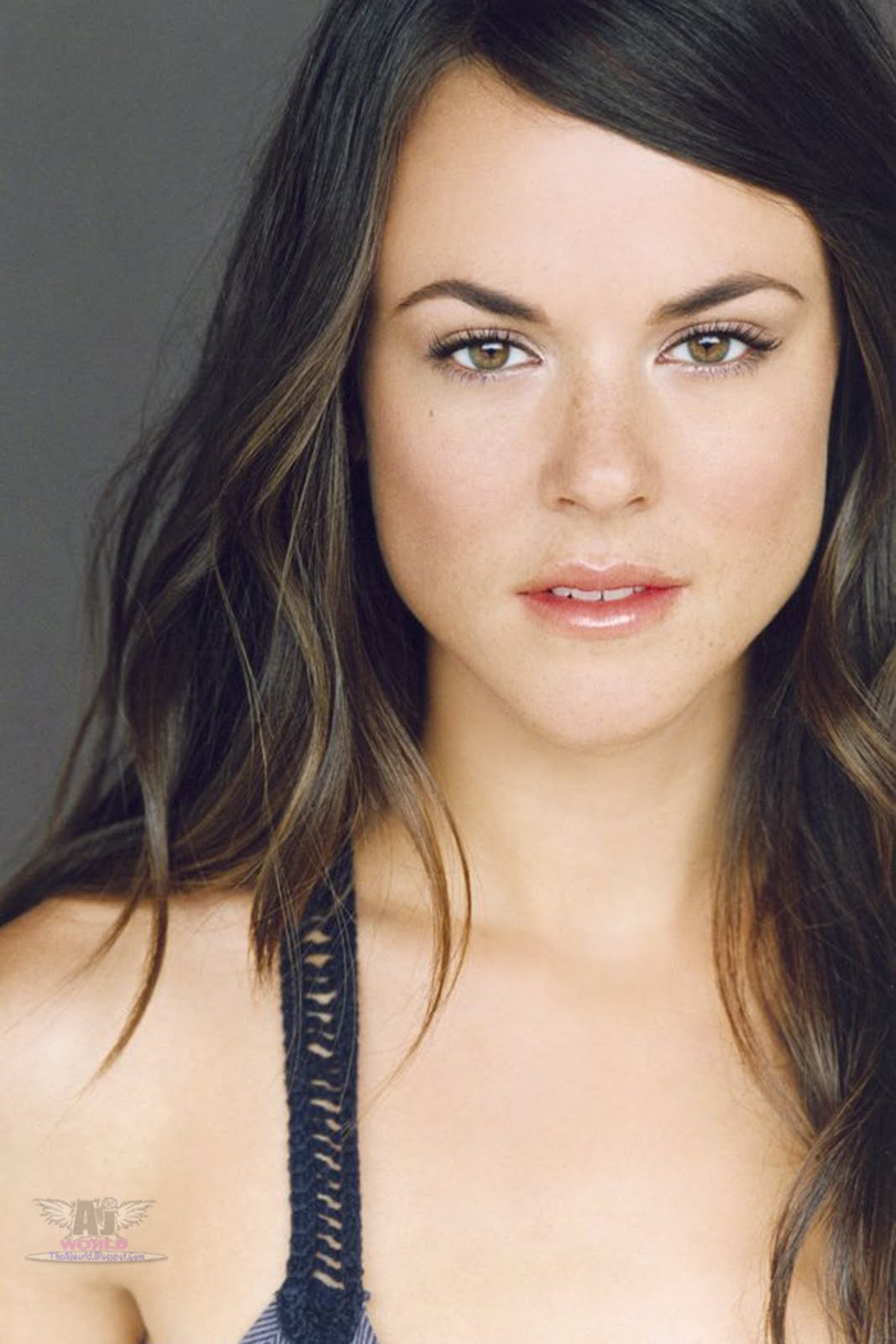 Sarah Butler Unseen Photos And Hot Wallpapers ~ The Aj Hub | We Share Love