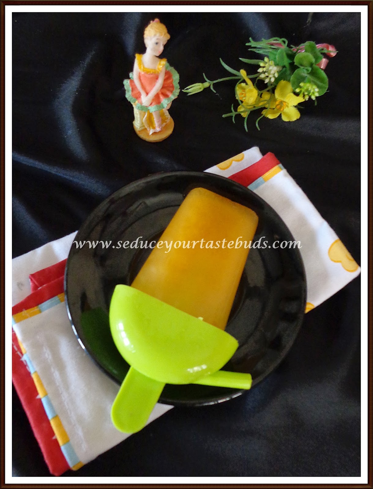 Apple Juice Popsicles Seduce Your Tastebuds...