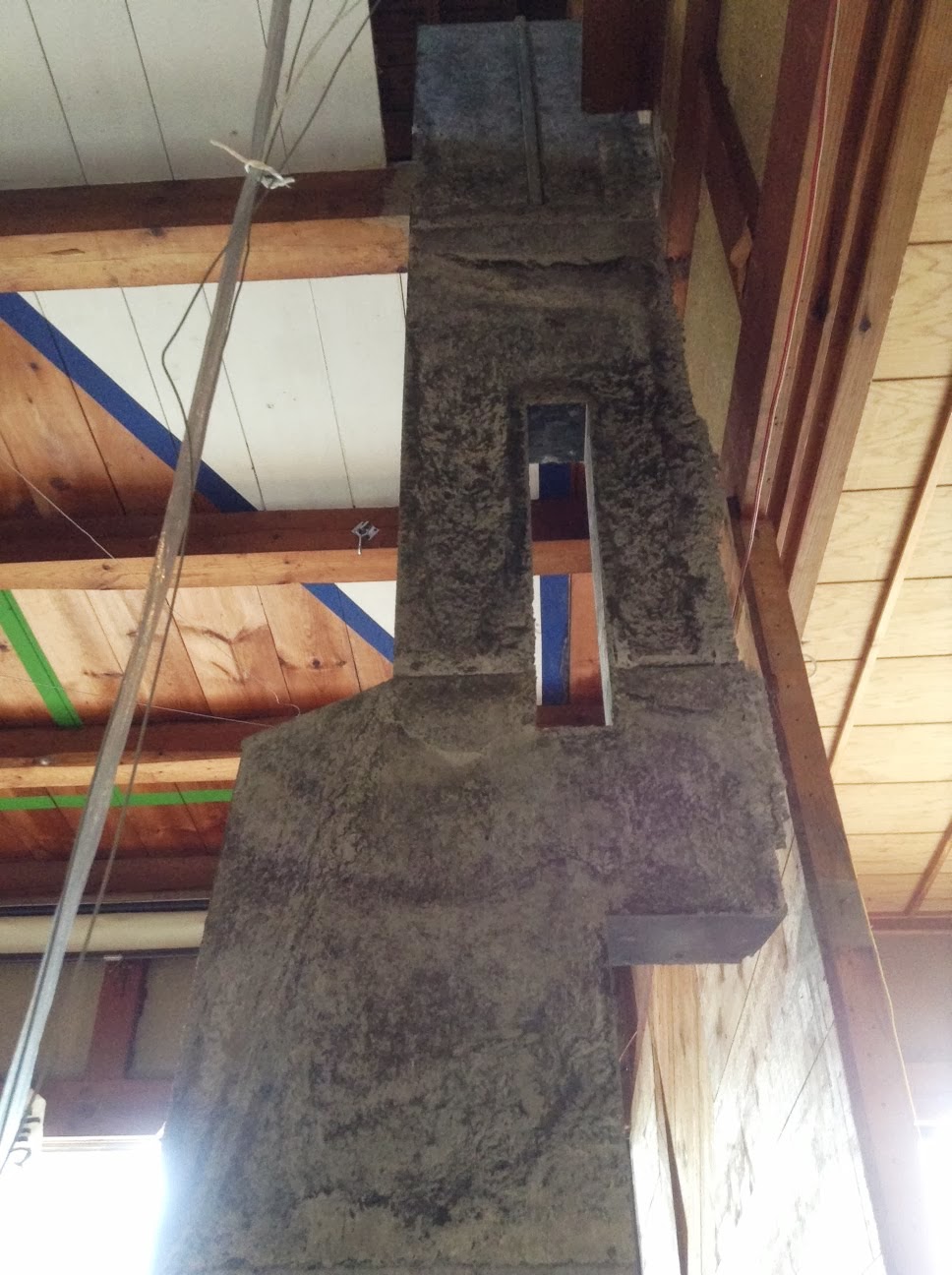 蟻鱒鳶ル保存会 サトウくんの黒いコンクリート