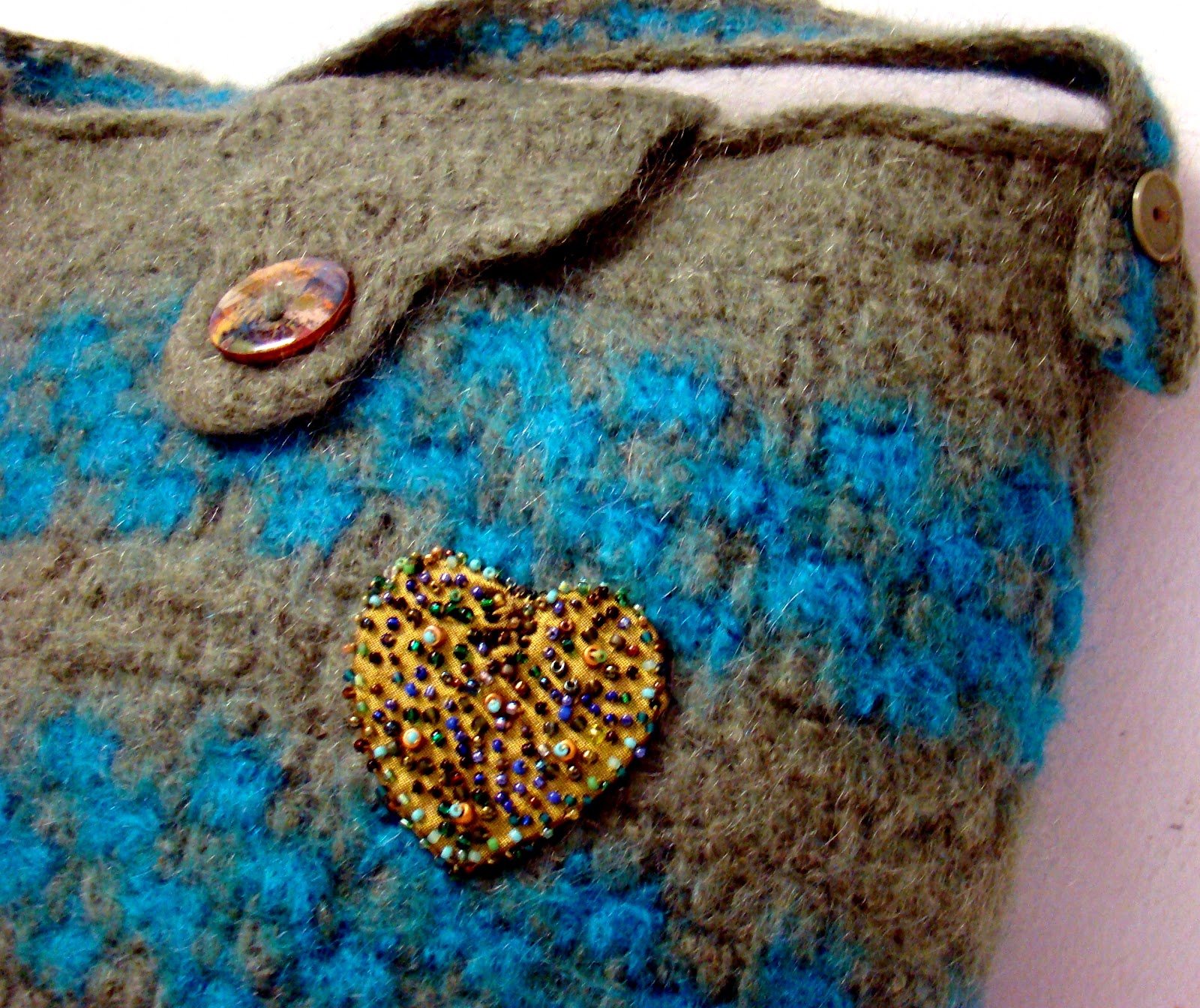 PazzaPazza FELTING CROCHETED AND KNITTED BAGS