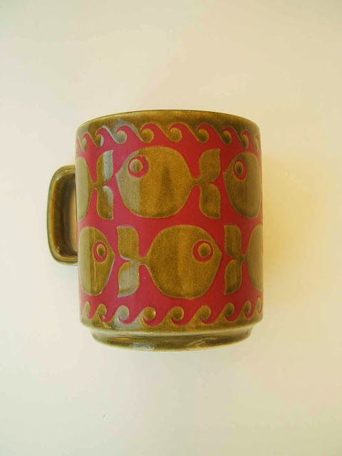 vintage Hornsea Pottery school of fish ceramic mug 