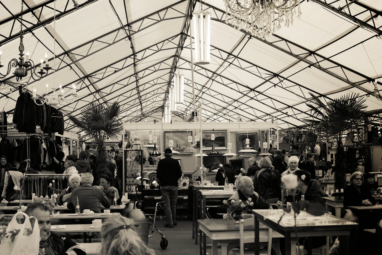 Insidefotoandtravel Im Nomadenjahr Perfekter Tag In Duesseldorf