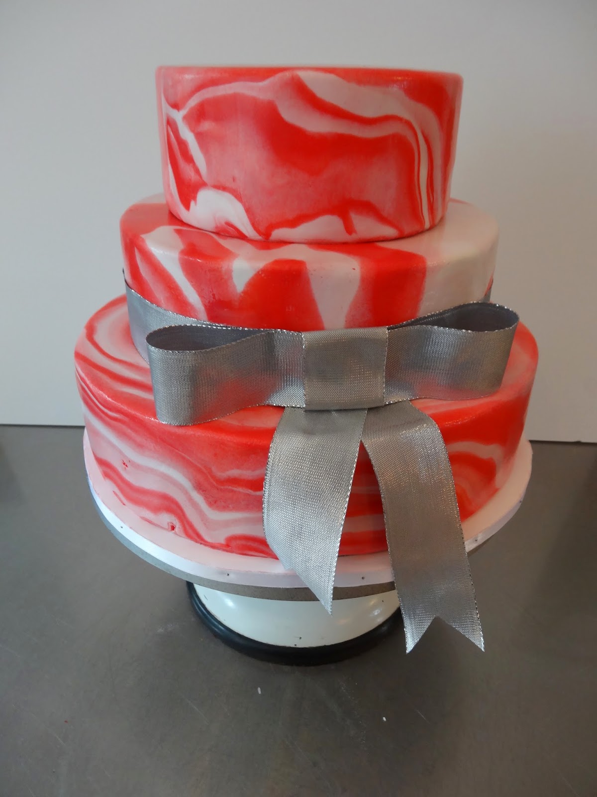 CAKE Amsterdam Red Marble Birthday Cake