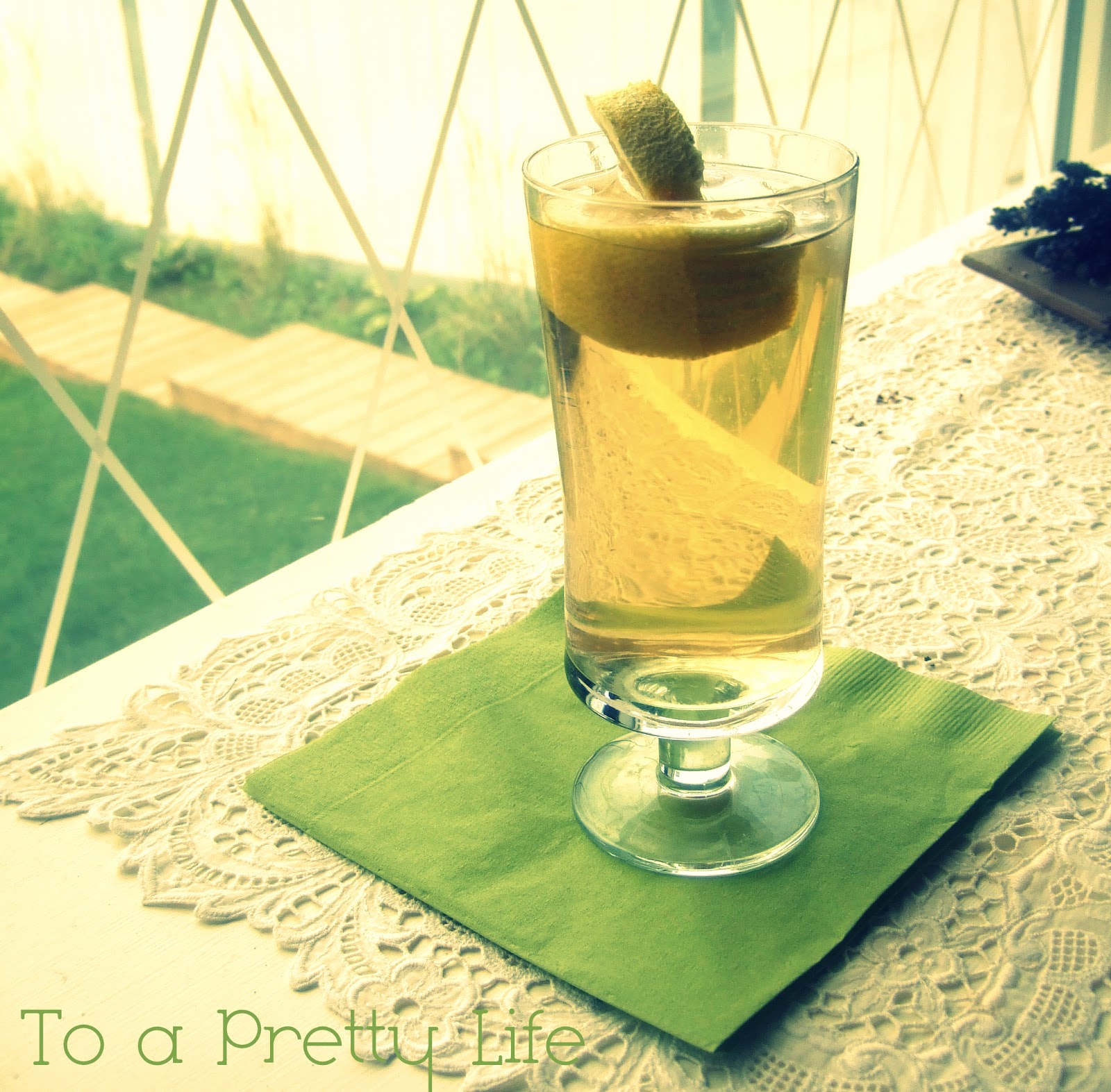 To a Pretty Life Green Sun Tea