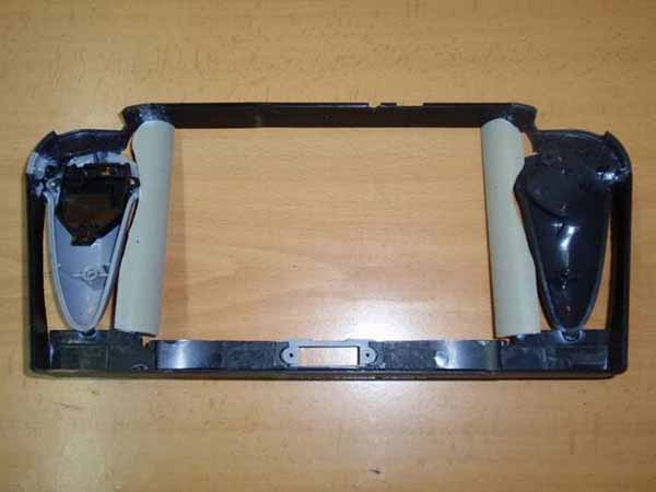 Nintendo 64 (N64) Handheld Console (73 pics) Nintendo+64+%2528N64%2529+Handheld+Console35 Nintendo 64 (N64) Handheld Console (73 pics)