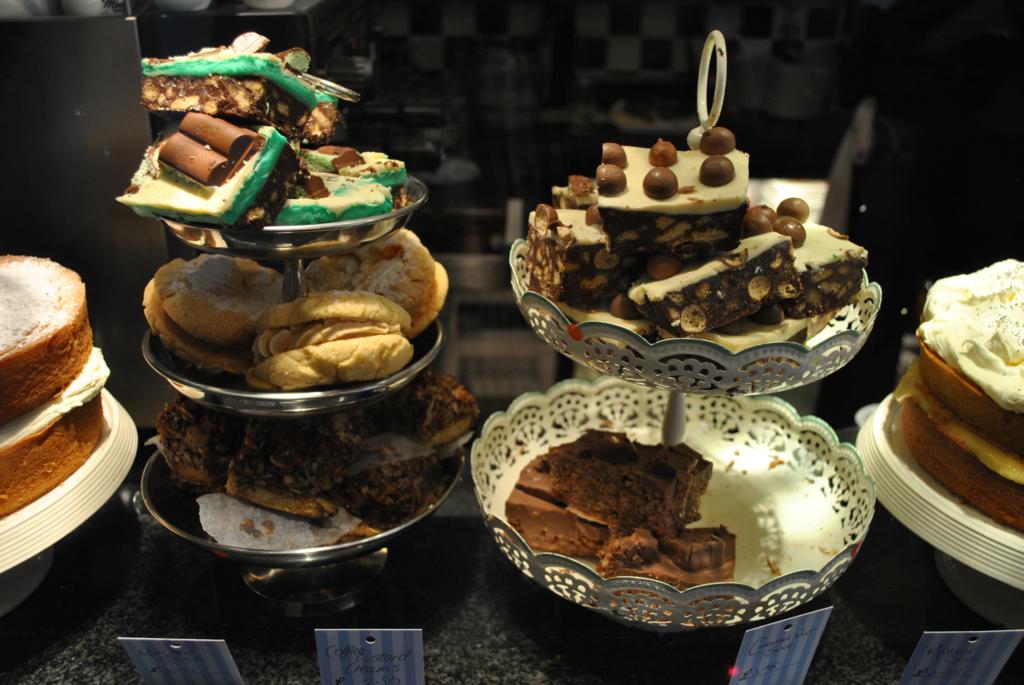 Ever So Juliet Edinburgh lifestyle blog Mimi's Bakehouse