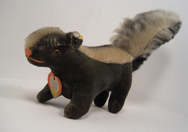 steiff skunk