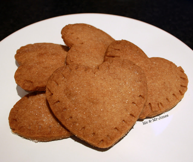 Cinnamon shortbread - perfect for Christmas!