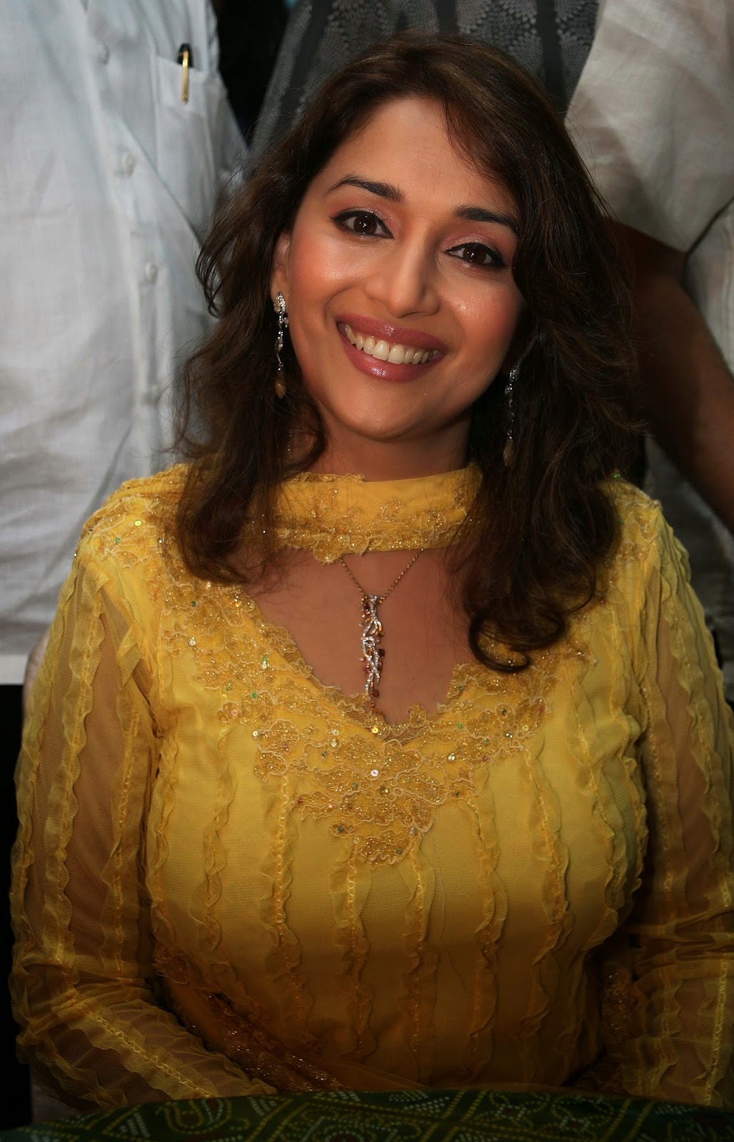Madhuri Dixit Latest Photography HD - HIGH RESOLUTION PICTURES
