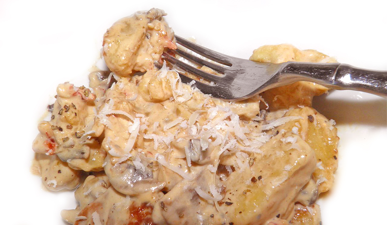 Docaitta Lifestyle Recipe Lobster Gnocchi in Whisky Cream Sauce