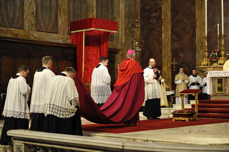 Latin Mass Society: Birmingham: Photos of Pontifical High Mass with the