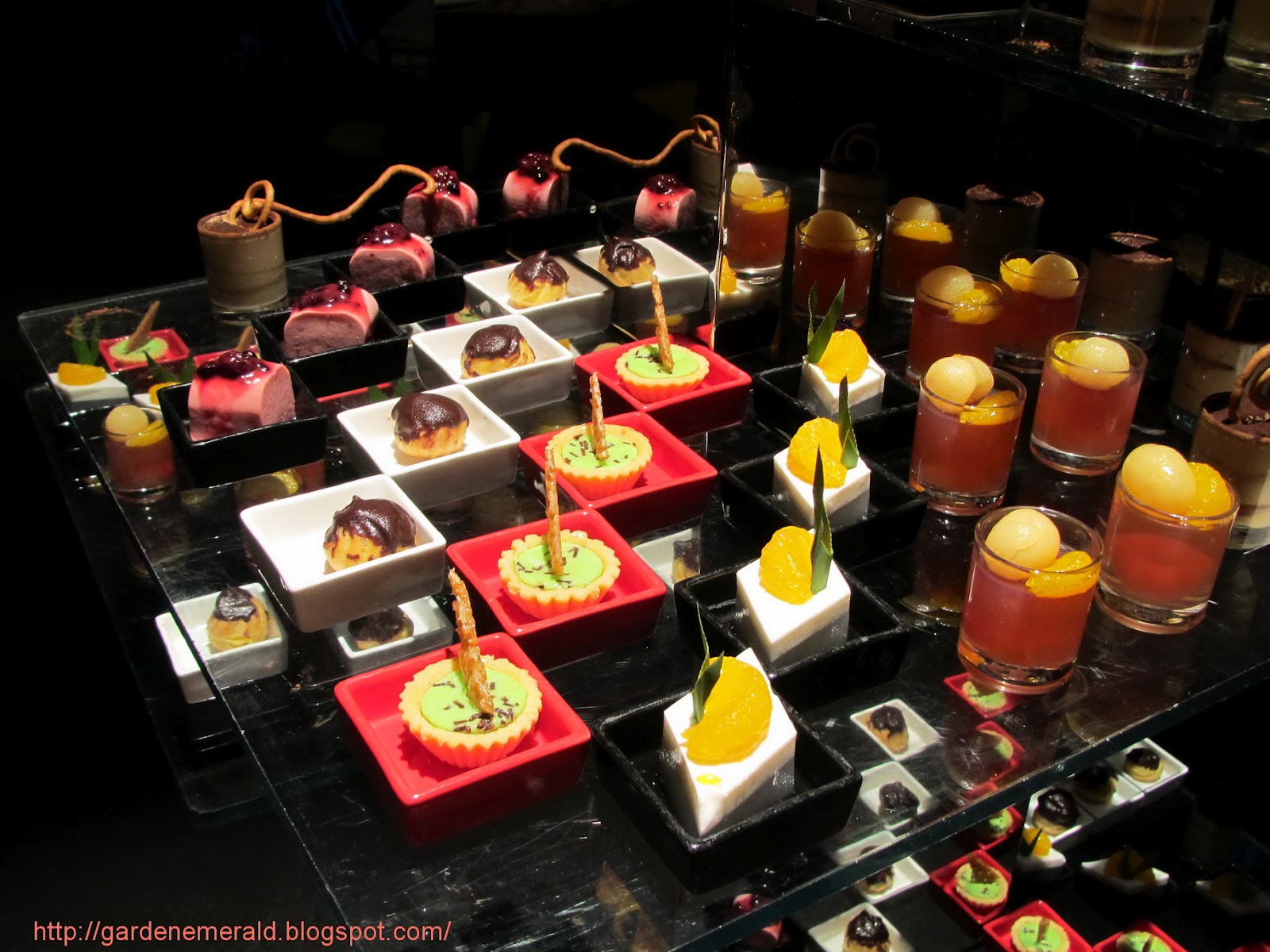 Emerald Garden Ramadan Buffet at the BCCK, Kuching The Desserts