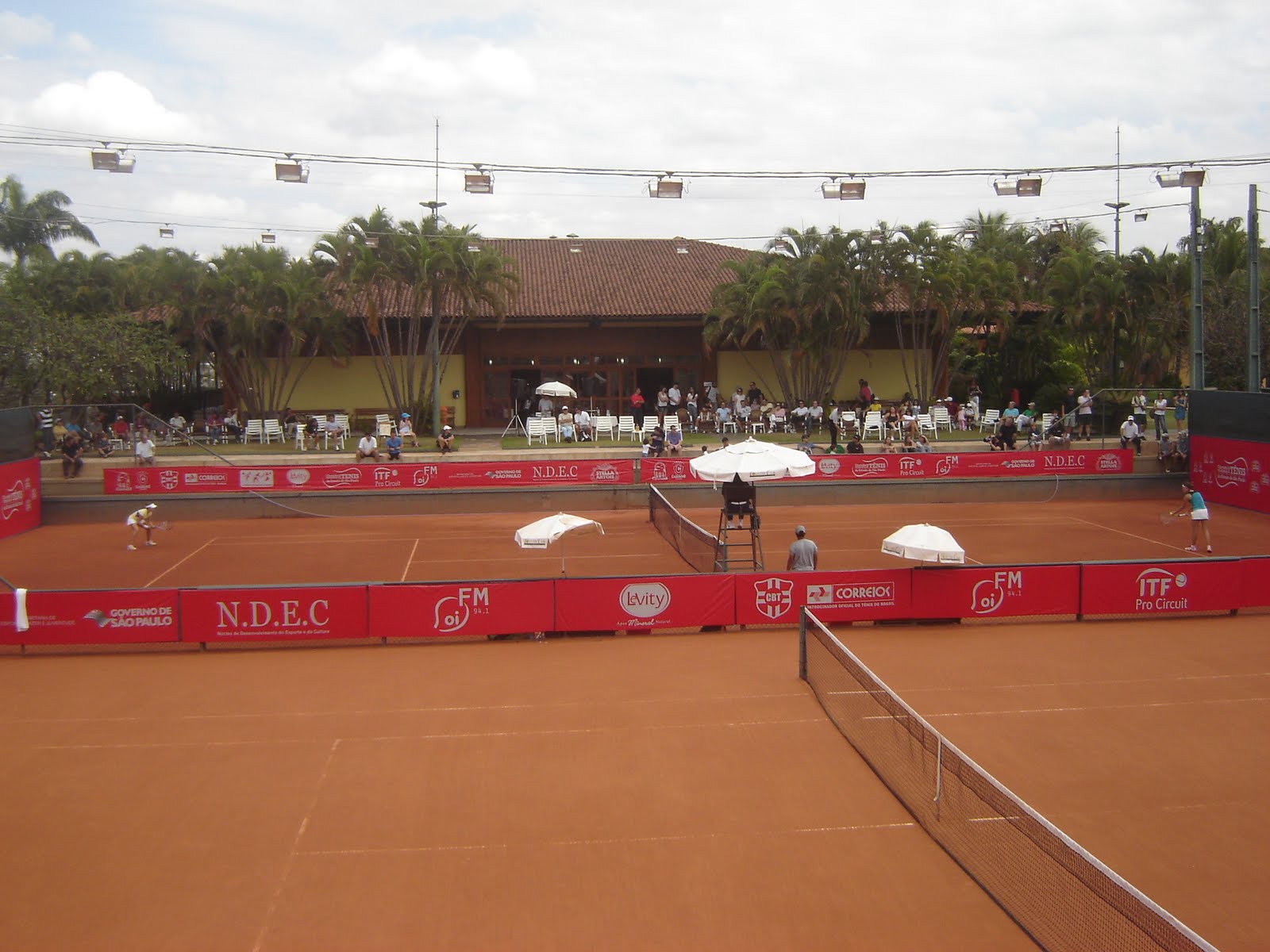 Game Set and Match Ao vivo e a cores