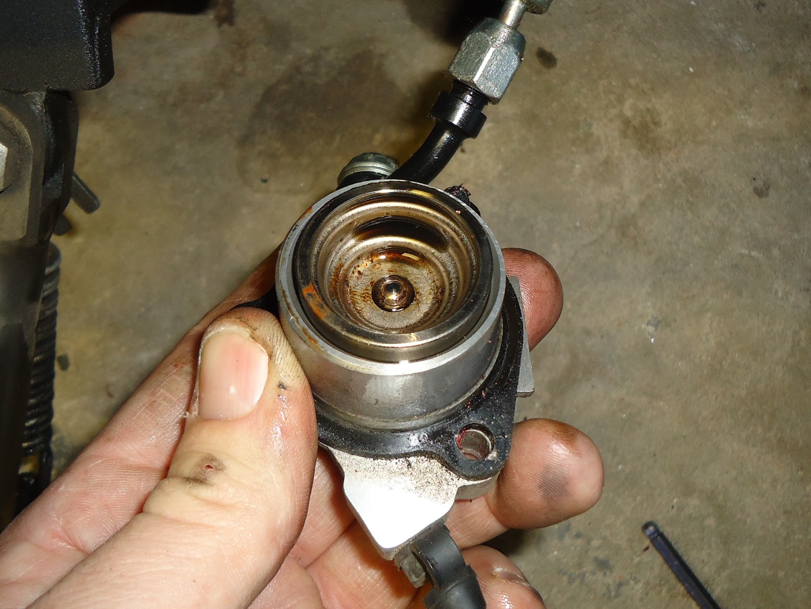 1500/1600 Vulcan Clutch Push Rod Seal