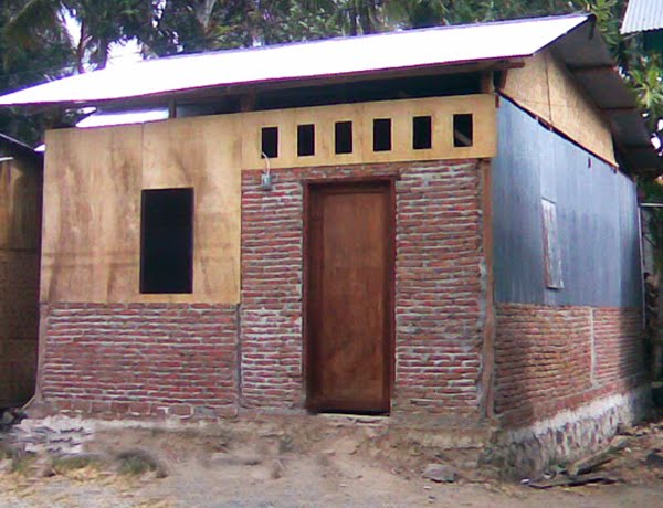 RUMAH ASATIDZ