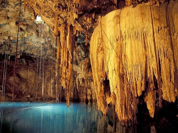 Cavern Lake - an under ground lake at Mexico