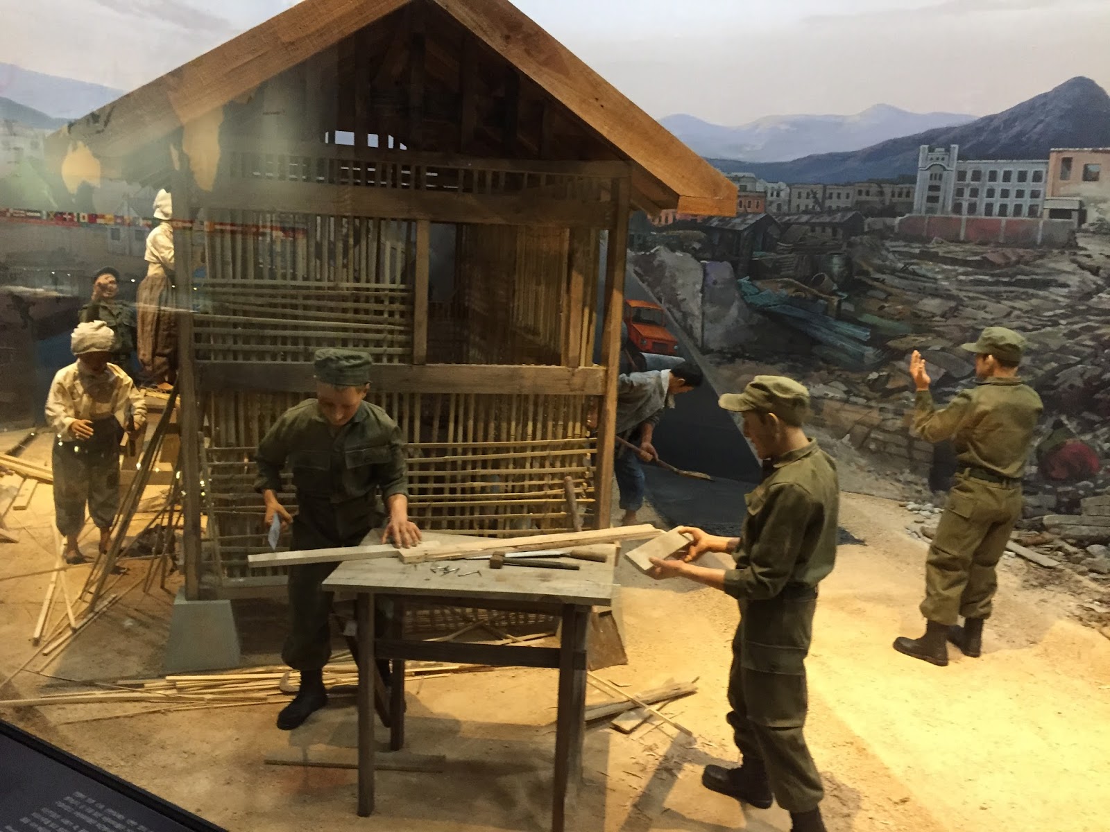 A Traveling Family: The War Museum