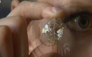 Berlian Kerajaan Perancis Terjual Rp 90,7 Miliar !! [ www.BlogApaAja.com ]
