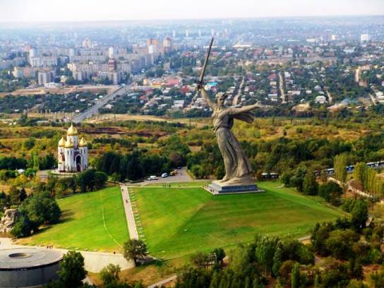 Mamáyev Kurgán  Estatua de la Madre Patria Rusia estatua gigante Родина-мать зовёт