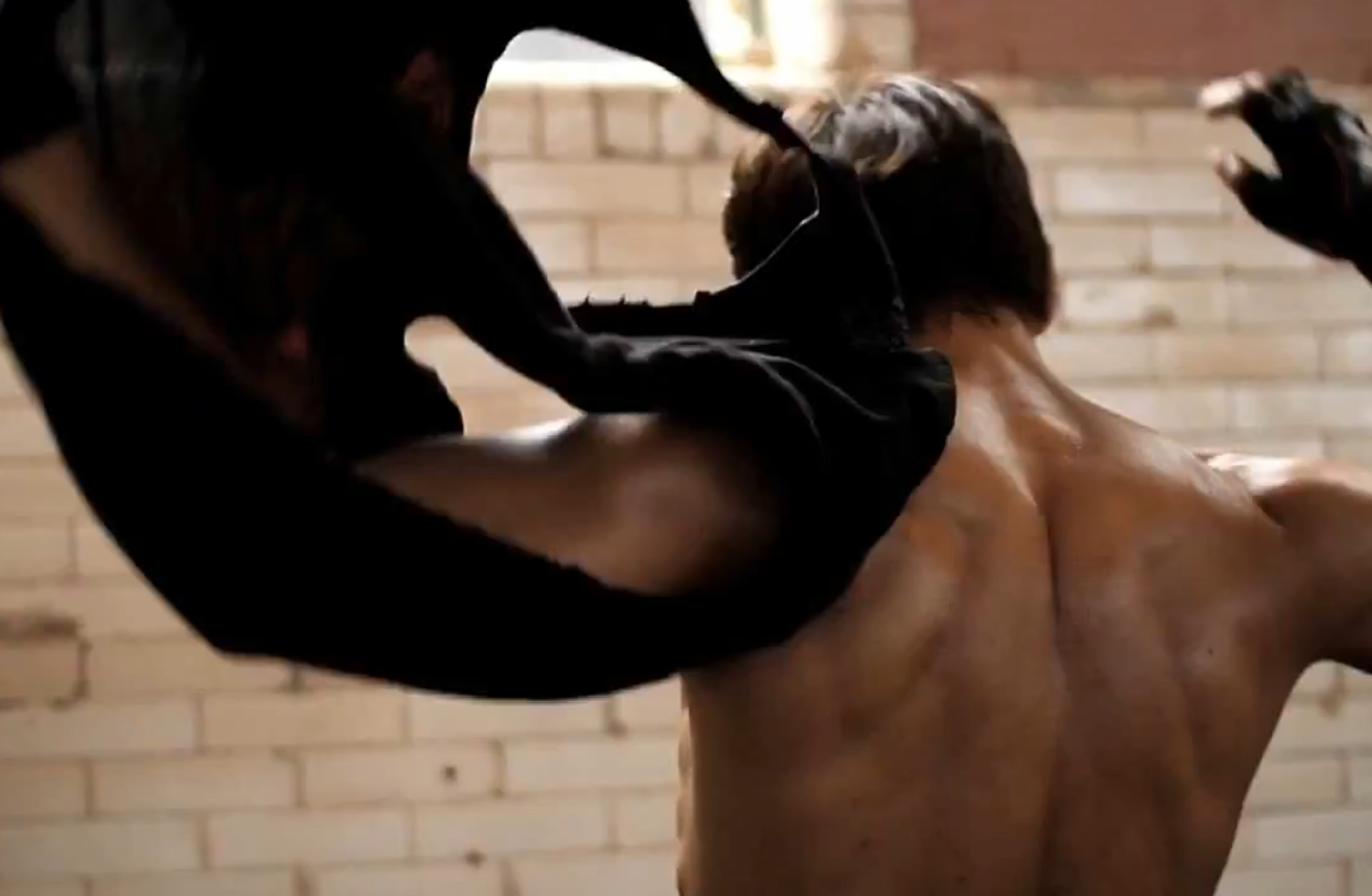 Hansen Lee Shirtless