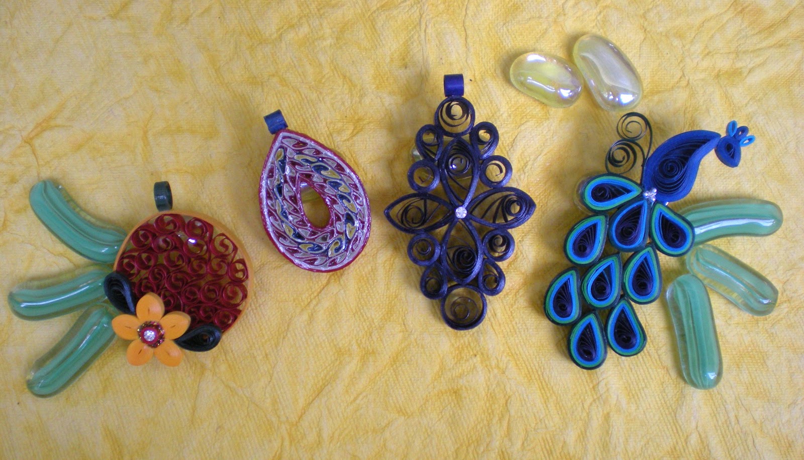 wondersofpaper Quilled Pendants