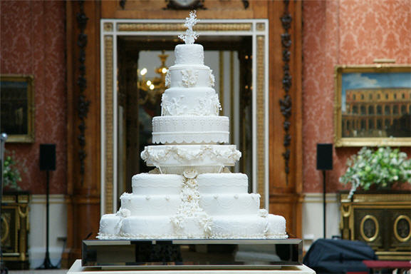 royal wedding cake 2011. royal wedding cake kate and