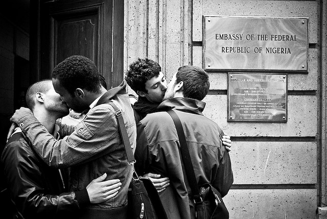 beso+gay.jpg (640&times;429)