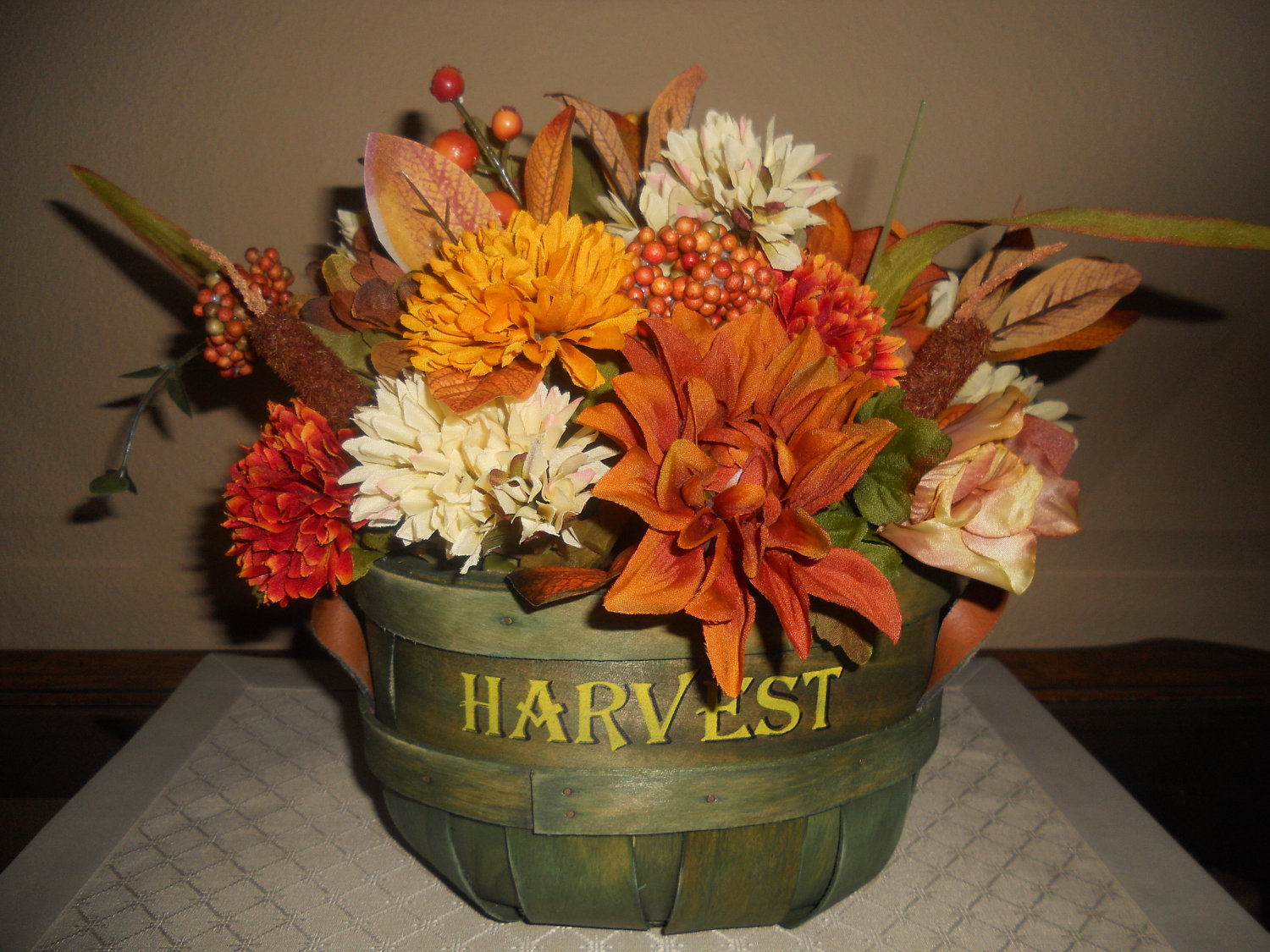 Autumn Basket Centerpieces Autumn Crafts Picture