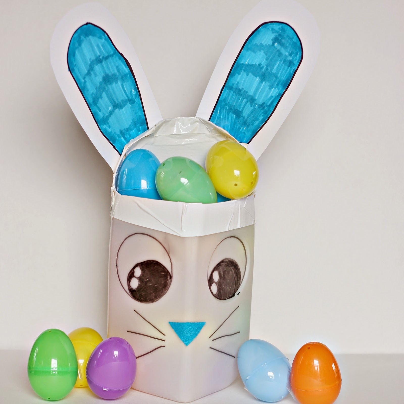 Fireflies and Jellybeans DIY Milk Carton Easter Baskets (15 minute craft!)