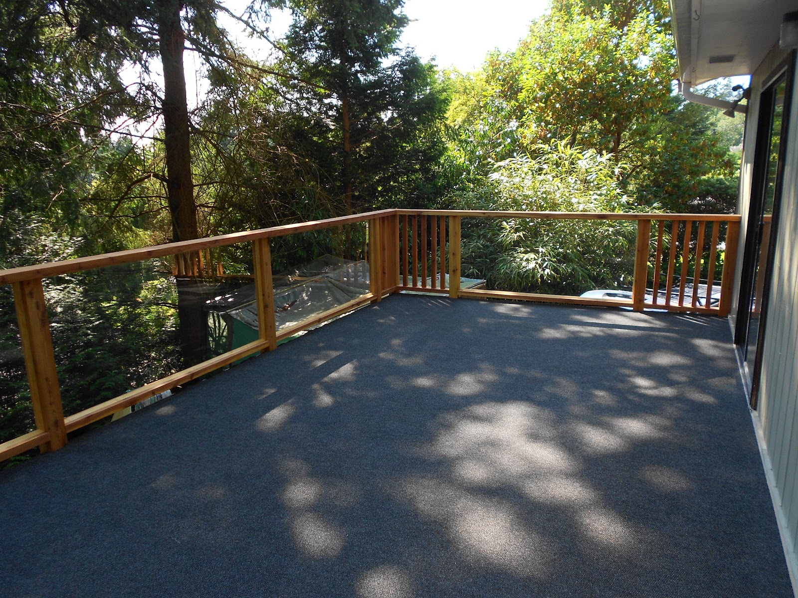 MyCarpentry: Custom Rough Cut Cedar Deck Railing Project.