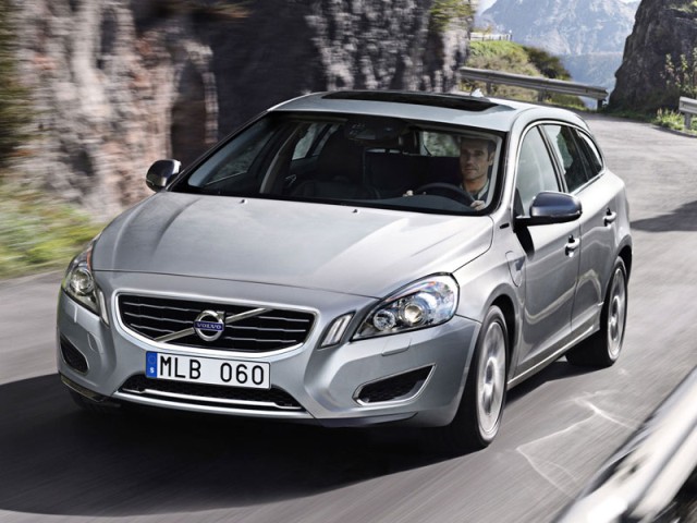 Volvo V60 plug-in hybrid 2013 Volvo V60 plug-in hybrid 2013