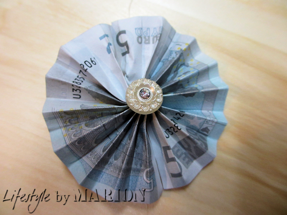 watermerk bloem lifestyle by marion geldboompje maken diy watermerk bloem lifestyle by marion geldboompje maken diy