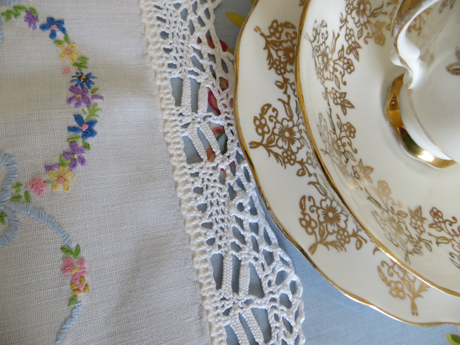Shortbread & Ginger Vintage Embroidered Tray Cloth
